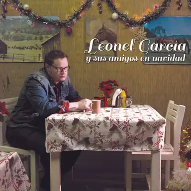 Leonel García y sus amigos en Navidad