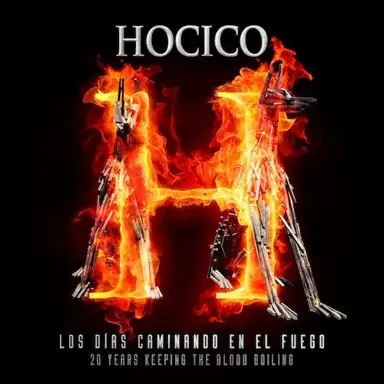 Los días caminando en el fuego: 20 Years Keeping the Blood Boiling