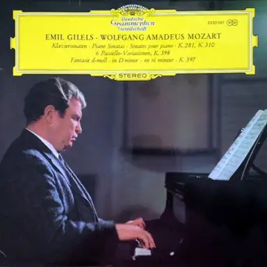 Piano Sonatas K.281, K.310 / 6 Paisiello-Variationen K. 398 / Fantasie in D minor K. 397