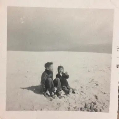 1945