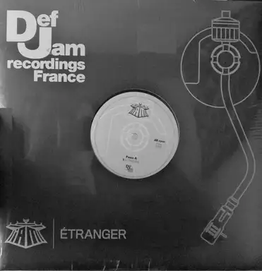 Etranger