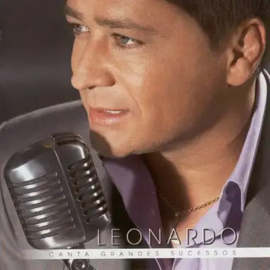 Leonardo canta grandes sucessos