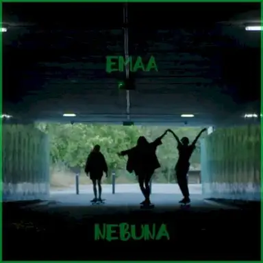Nebună