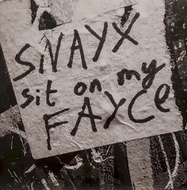 sit on my FAYCE